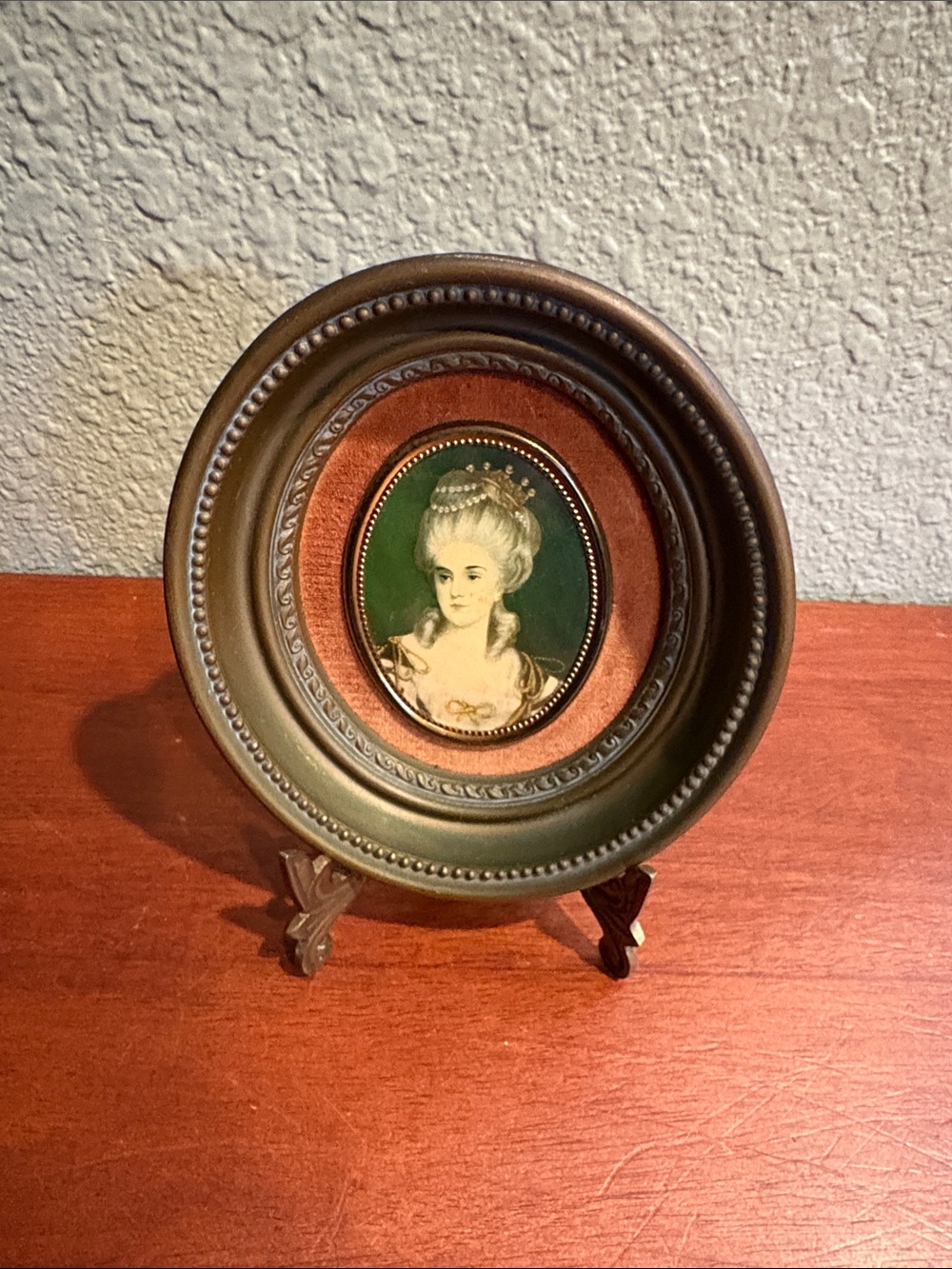 Vtg. Cameo Creation by Nicholas Largelliere and titled “Mme Lambert Morigney